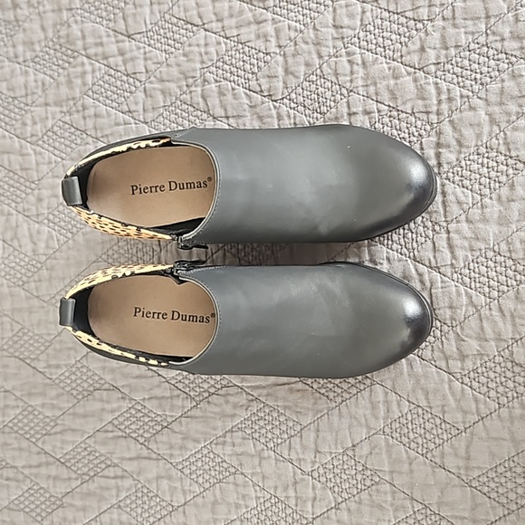 NWOT Pierre Dumas Wedge Booties - Picture 4 of 6